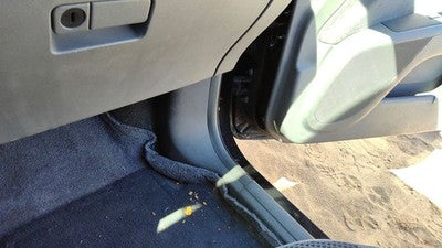 2007 Nissan Sentra Passenger Right Lower Kick Trim Panel Oem Black W