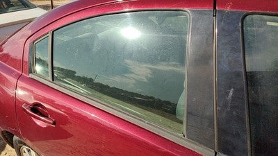 2004-2012 Mitsubishi Galant Passenger Right Rear Side Window Door Glass Oem Back