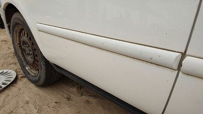 03-05 Sable Passenger Right Rear Moulding From Door Oem Back Trim Strip Wt White