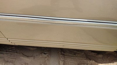 00 Town & Country Passenger Right Rear Moulding From Door Back Trim Strip Gold