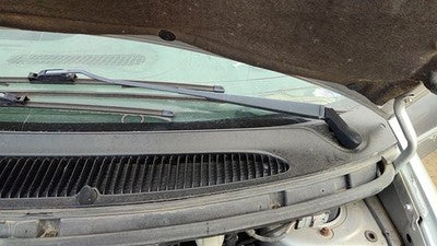 1996-2002 Chrysler Town & Country Driver Left Windshield Wiper Arm Blade Lever