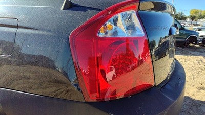 2004-2006 Kia Spectra Driver Left Tail Light Brake Lamp Oem Rear Crack 4 Door