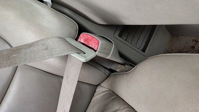 2007-2009 Chevy Equinox Passenger Right Front Seat Belt Buckle Receiver Gray 142