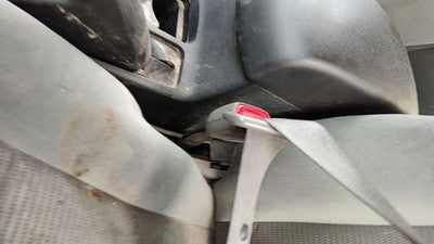 2007-10 Nissan Sentra Sr Driver Left Front Seat Belt Buckle Receiver Oem Gray X