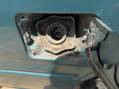 1995 Isuzu Rodeo Fuel Filler Neck Assembly With Gas Cap Oem
