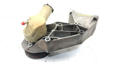 02 Ford F250 Super Duty 7.3L Powerstroke Power Steering Pump With Mount Bracket
