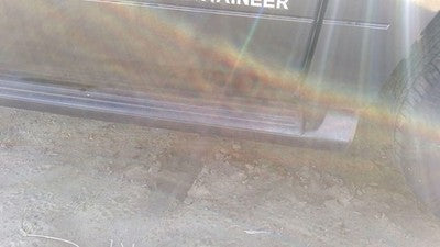 02-10 Mercury Mountaineer Passenger Right Lower Running Board Rocker Moulding