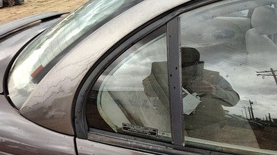 96-00 Saturn Sl2 Passenger Right Rear Vent Window Back Door Glass With Frame Oem