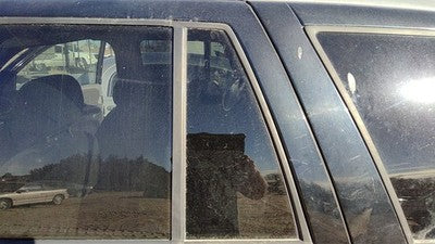 02-09 Trail Blazer Driver Left Rear Vent Window Back Door Glass With Frame Oem