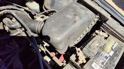 97-99 Camry Complete Air Intake Cleaner Filter Box Housing With Tube Oem 2.2L