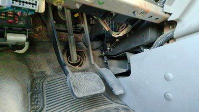 2007 Ford Freestar Gas And Brake Pedal Assembly Automatic Transmission