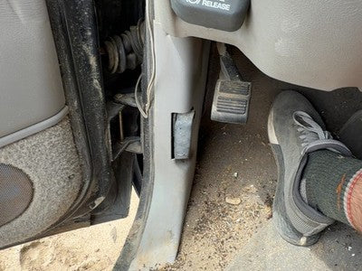 1997 Chevy Silverado 1500 Driver Left Lower Kick Trim Panel Oem Gray