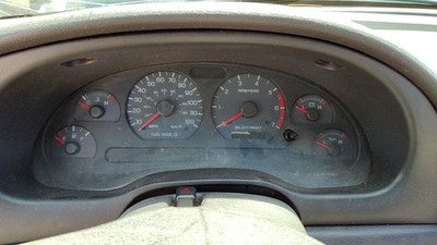 2002-2004 Ford Mustang Speedometer Cluster Instrument Gauges Panel Oem Dash 3.8L