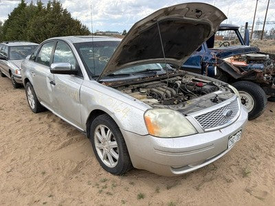 05-07 Fivehundred Driver Left Rear Knuckle Assembly Stub Axle With Hub Oem Awd