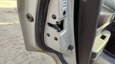 2007-2012 Lincoln Mkz Driver Left Rear Door Latch With Rods/Cables Oem Back