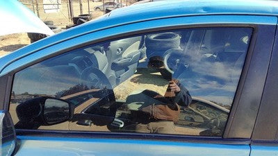 2014-2016 Nissan Versa Note Driver Left Front Side Window Door Glass Oem