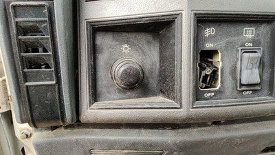 1992-1996 Jeep Cherokee Headlight Switch Control Knob Buttons Dash Oem