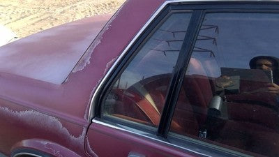 86-91 Eighty Eight Passenger Right Rear Vent Window Back Door Glass With Frame