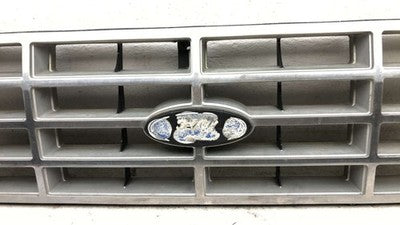 1982-1986 Ford F150 Front Grille Assembly Oem E3Tz8200G Bronco E3Tz8200G