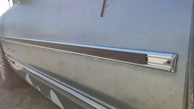 1989 Olds Cutlass Cierra Driver Left Front Moulding From Door Oem Trim Strip