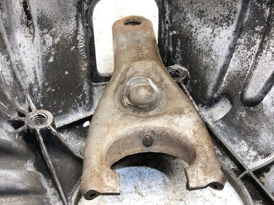 1984-1988 Chevy Corvette Bell Housing With Fork Oem Nash 4+3 5.7L Manual Trans