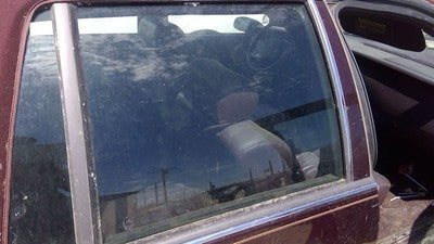 93 Cadillac Fleetwood Passenger Right Rear Side Window Door Glass Oem Back