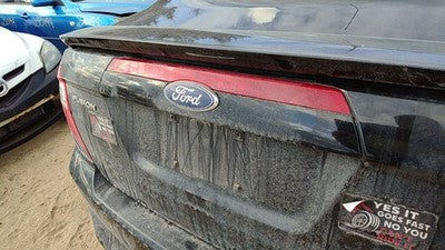 2011 Ford Fusion License Plate Trim Surround With Third Brake Light Middle Lamp