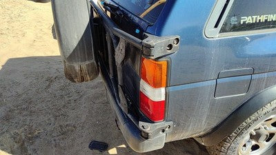 1995 Nissan Pathfinder Rear Corner Mounted Spare Tire Carrier Oem Back
