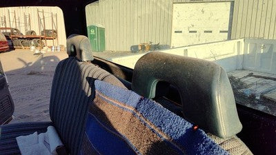 1993 Gmc Sierra 2500 Pair Of Front Headrests Oem Left Right Set Seat