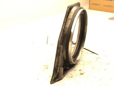 2003 Freightliner 5.9L Cummins Rear Main Seal Housing Oem 3936895