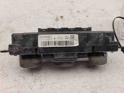2007-2009 Chevy Equinox Temperature Control Module In Dash Heater Ac Head Unit