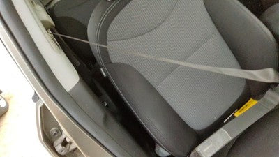 2014-2019 Kia Soul Passenger Right Front Seat Belt Retractor Shoulder Black Eq