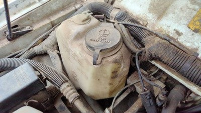 1992 Jeep Cherokee Windshield Washer Fluid Reservoir With Pump Oem Wiper Tank