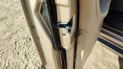 2003-2005 Mercedes Ml350 Driver Left Front Door Latch With Rods/Cables Oem