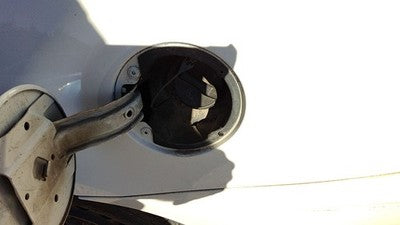 2005-2009 Buick Lacrosse Fuel Filler Neck Assembly With Gas Cap Oem 10323502