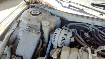 2004-2008 Pontiac Grand Prix Coolant Reservoir Radiator Overflow Tank Bottle Oem