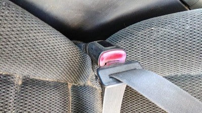 2002 Ford Explorer Driver Left Front Seat Belt Buckle Receiver Oem Gray