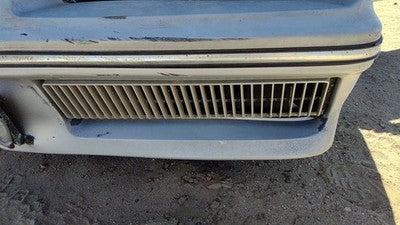 1982-1983 Oldsmobile Firenza Driver Left Front Grille Assembly Oem Silver