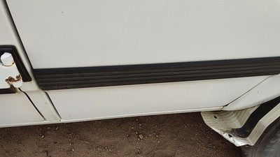 1995 Gmc Van 3500 Passenger Right Front Moulding From Door Oem Trim Strip