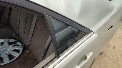 2002-2006 Toyota Camry Driver Left Rear Vent Window Back Door Glass With Frame