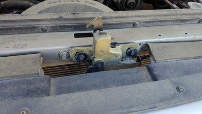 1992-1997 Ford F350 Hood Latch Assembly With Bracket Oem