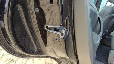 1998-2002 Mercedes Ml320 Driver Left Rear Door Latch With Rods/Cables Oem Back