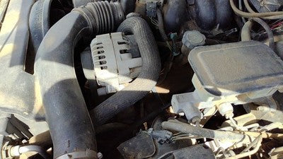 1994 Chevy S10 Blazer Power Steering Pump With Mount Bracket Oem 4.3L