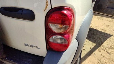 2005-2007 Jeep Liberty Passenger Right Tail Light Brake Lamp Oem Rear 55157060Ag