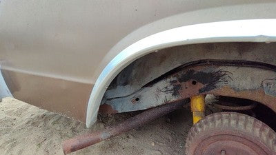 1981 Chevy Malibu Passenger Right Rear Wheel Flare Moulding Oem Back