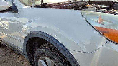 2010-2014 Subaru Legacy Outback Passenger Right Front Fender Oem 7J Satin White