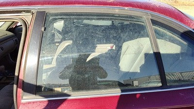 1992-1999 Olds 88 Driver Left Rear Side Window Door Glass Oem Back 25640151