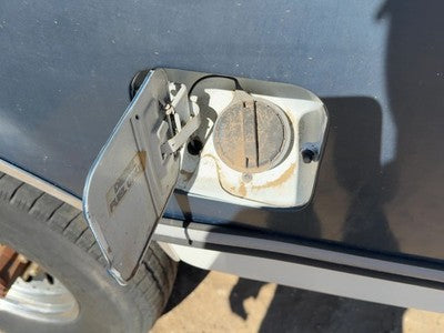 1990-1993 Ford F250 Fuel Filler Neck Assembly With Gas Cap Oem 7.3L Fotz9034L