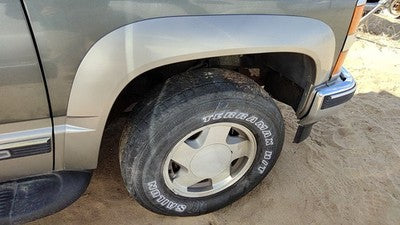1992-1999 Chevy Suburban Passenger Right Front Flare Moulding From Fender Oem