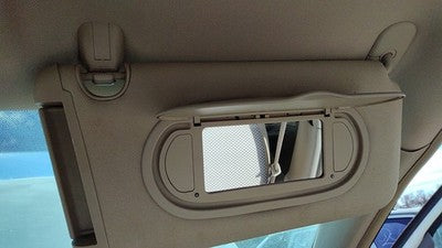 2004-2012 Chevy New Style Malibu Passenger Right Sun Visor Oem Neutral 52E